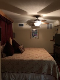 All Seasons Inn