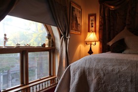 All Seasons Inn