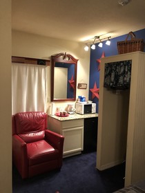 All Seasons Inn