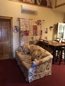 All Seasons Inn