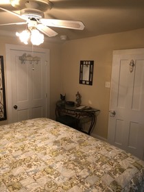 All Seasons Inn
