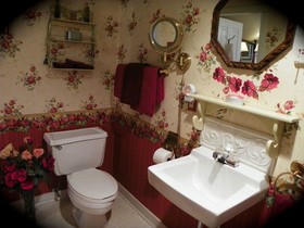 All Seasons Inn