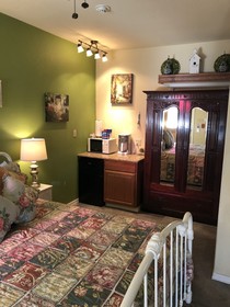 All Seasons Inn