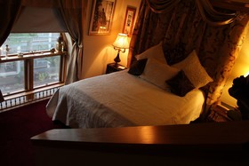 All Seasons Inn
