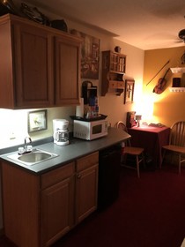 All Seasons Inn