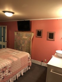All Seasons Inn