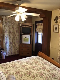All Seasons Inn