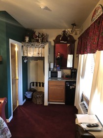 All Seasons Inn