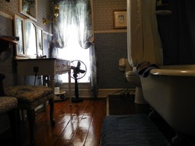 All Seasons Inn