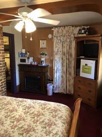 All Seasons Inn