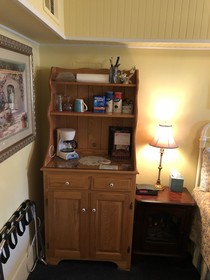 All Seasons Inn