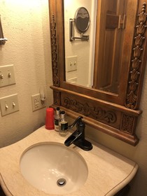 All Seasons Inn
