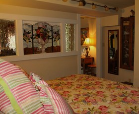 All Seasons Inn