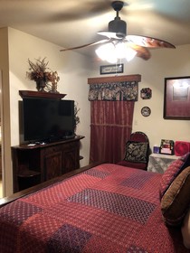 All Seasons Inn