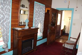 All Seasons Inn