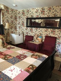 All Seasons Inn