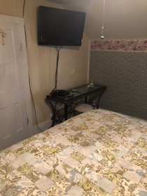 All Seasons Inn