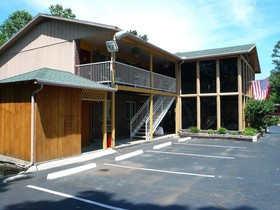 Lookout Lodge