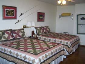 Pointe West Resort & Suites