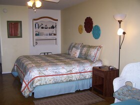 Pointe West Resort & Suites