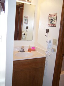 Pointe West Resort & Suites