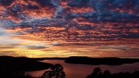 Pointe West Resort & Suites