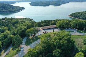 Pointe West Resort & Suites