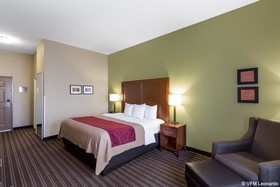 Comfort Inn & Suites Fayetteville-University Area