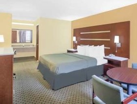 Days Inn by Wyndham Fayetteville