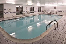La Quinta Inn & Suites by Wyndham Fayetteville