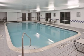La Quinta Inn & Suites by Wyndham Fayetteville