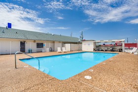 Motel 6 Fayetteville, AR