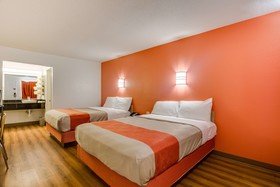 Motel 6 Fayetteville, AR