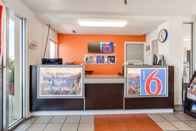 Motel 6 Fayetteville, AR