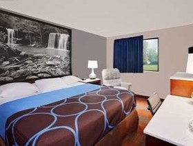 Super 8 by Wyndham Fayetteville