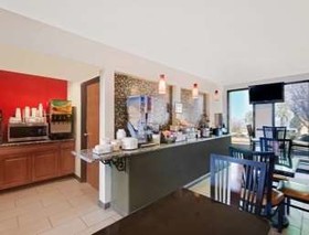 Super 8 by Wyndham Fayetteville
