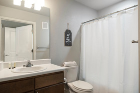 The Luxe Suites at University of Arkansas