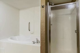 Days Inn by Wyndham Forrest City