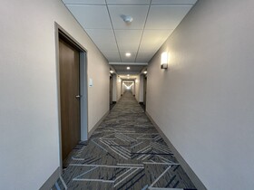 Holiday Inn Express & Suites Ft. Smith - Airport