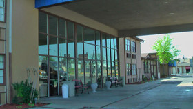 River Valley Inn and Suites By Belvilla