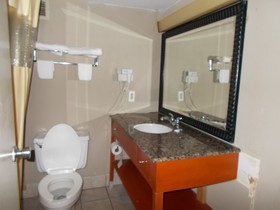 Season's Inn