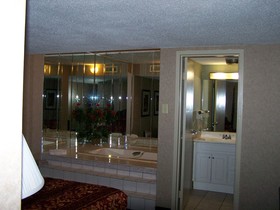 Season's Inn