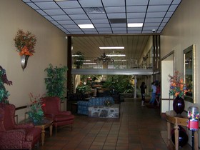 Season's Inn