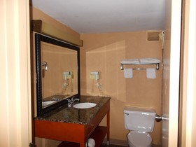 Season's Inn