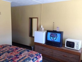 Family Budget Inn Harrison