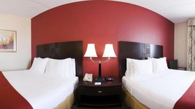 Holiday Inn Express & Suites Harrison