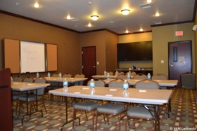 Holiday Inn Express Hotel & Suites Heber Springs