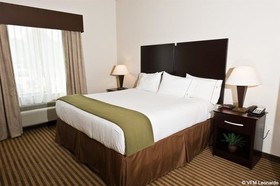 Holiday Inn Express Hotel & Suites Heber Springs