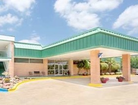 Super 8 by Wyndham Hope
