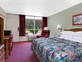 Super 8 by Wyndham Hope